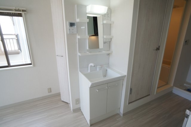 シャトー福岡の洗面所