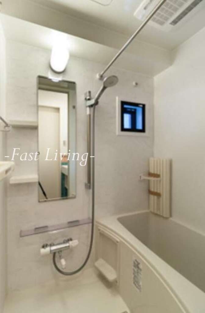 イル ジラソーレの浴室