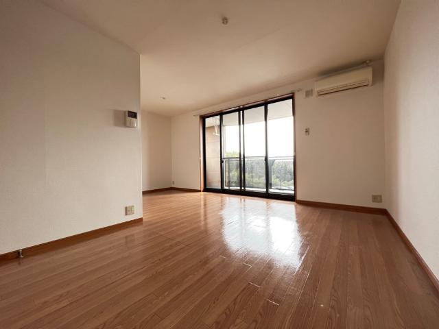 Green Hills（グリーン　ヒルズ）の居間・リビング|室内