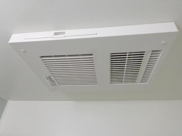 グレイスコートのその他|浴室乾燥機