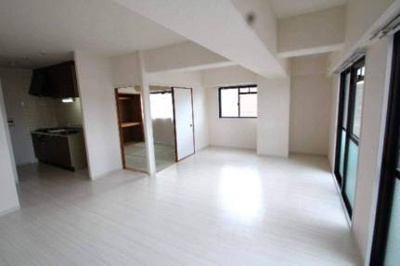 【居間・リビング】 | ヴィラマロンヒルズ