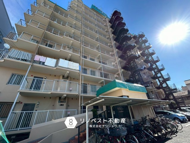 クローバーハイツ今里の外観|令和6年に大規模修繕工事済み♪
スーパー玉出今里店まで徒歩３分！