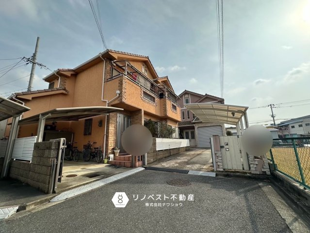 東大阪市弥生町の前面道路含む現地写真|ペットと同居の方も安心の南向き庭スペースもございます◎