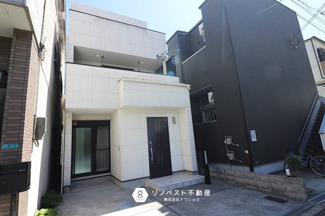 東成区大今里南5丁目の外観|白基調で清潔感溢れる外観です！