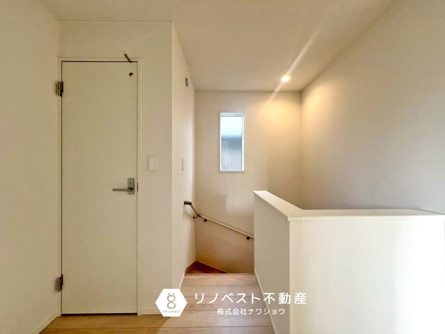 東大阪市布市町　第1の玄関|大容量の収納があるため、いつでも片付いた玄関を保てそうですね◎