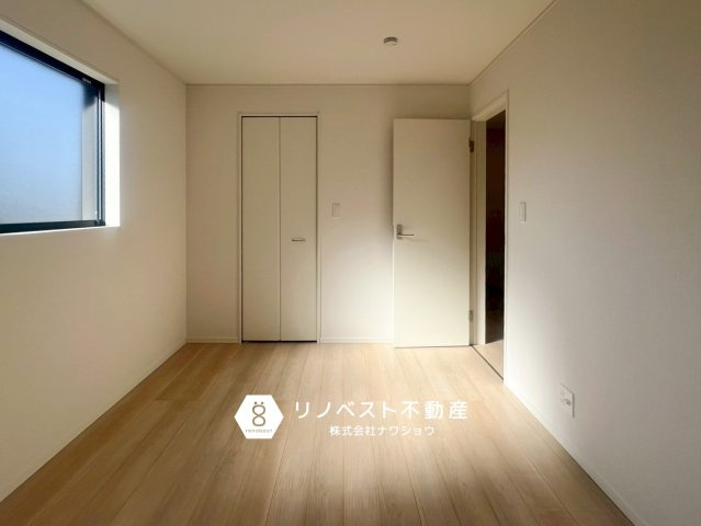 東大阪市水走第1　1号棟の洋室|約6帖の洋室。
ウォークインクローゼット完備◎