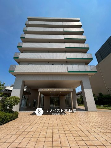 ライオンズマンション鴻池新田の外観|総戸数250戸の大型マンション。スタイリッシュで気品あふれる外観です！