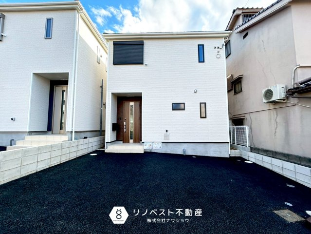 東大阪市六万寺町第2の外観|駐車スペースが広々としているので駐車も楽々です♪