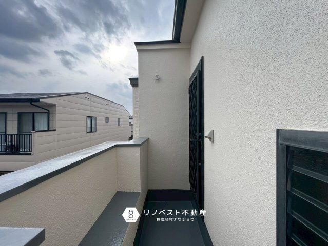 生野区勝山南4丁目のバルコニー|2階のバルコニーはゆったり寛ぎスペースにもいいですね♪