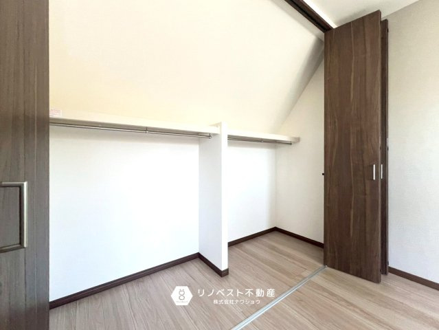 東大阪市日下町8丁目戸建の収納|中が見やすいクローゼットです！