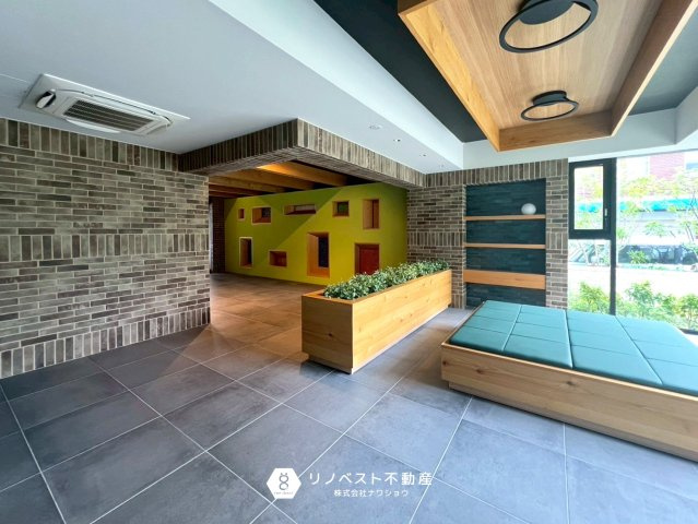 ブランニード河内小阪のその他共用部分|エレベーターには防犯カメラ付き◎