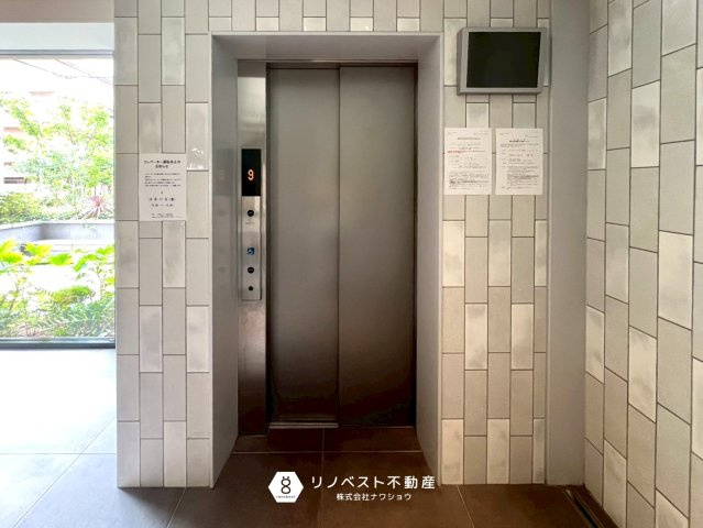 ブランニード河内小阪のその他共用部分|エレベーターには防犯カメラ付き◎