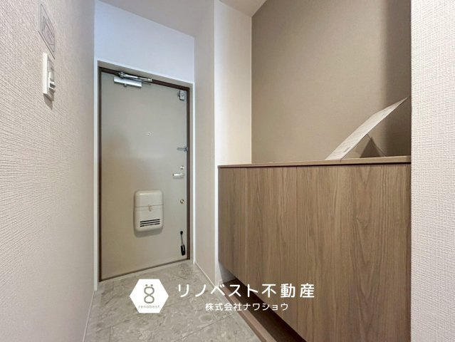 ソレイユ俊徳道の玄関|大容量のシューズボックスが付いた玄関◎