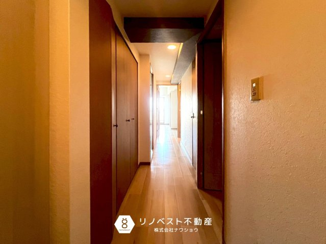 藤和東石切ホームズ見晴らしの丘の内装|温かみのある内装でホッとできる室内です♪