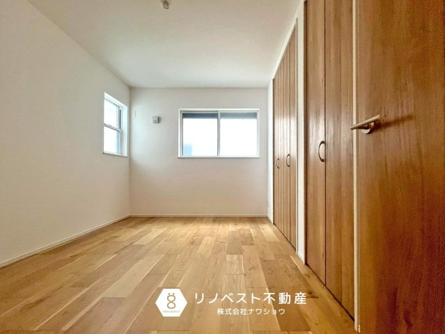 東大阪市第2北石切町の和室|キッチンの奥に和室があるという一風変わった間取りになっています。
客間としてもお使い頂けます！