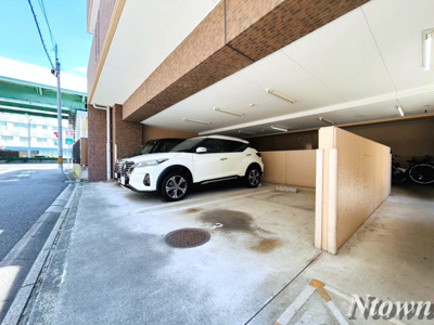【駐車場】 | ライジングコート名古屋駅南 | カースペースがあります