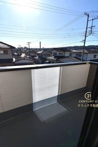 ケイアイフィット　日立市東町　3期 　2のバルコニー|日当たり良好なバルコニーです。気分転換に出るだけでも、晴れた日にお洗濯物やお布団を一気に干すのも気持ちがいい♪