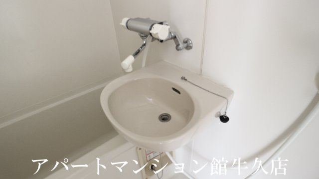 レオパレスシャトルの洗面所