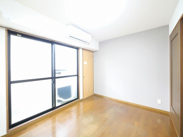 ウインライフ関目の居間・リビング