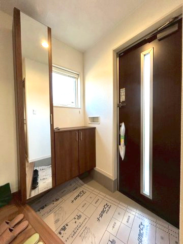 戸建　長野市吉田一丁目の玄関