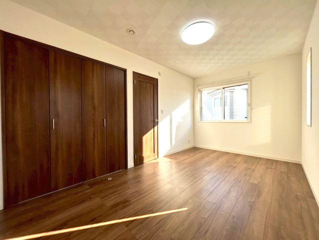 戸建　長野市吉田一丁目の洋室