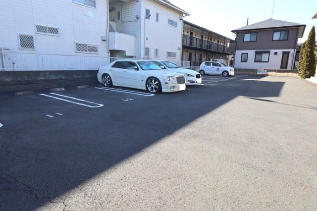 シンフォニーレジデンスの駐車場|駐車場