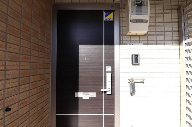 シンフォニーレジデンスの玄関|玄関