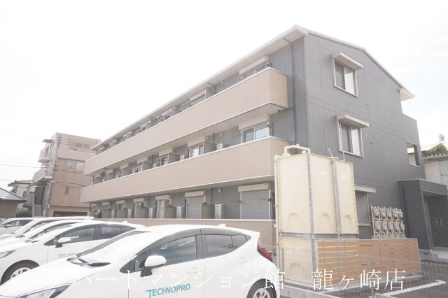 アルジャンの外観