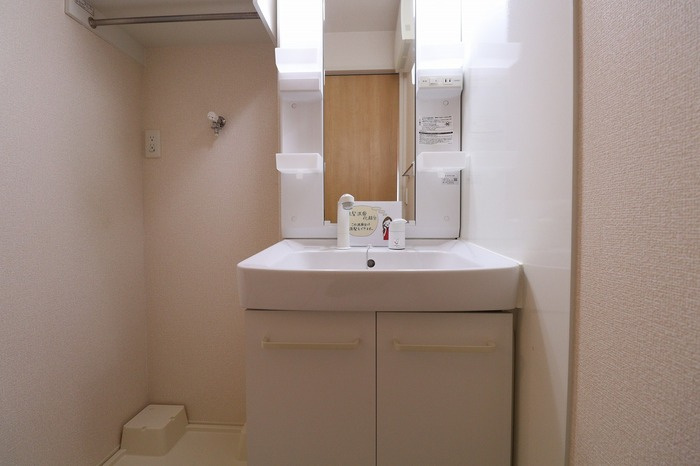 ヴァンヴェールの独立洗面台|洗髪洗面化粧台