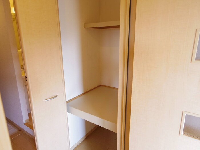 オーパス Ⅰ・Ⅱの収納|廊下収納