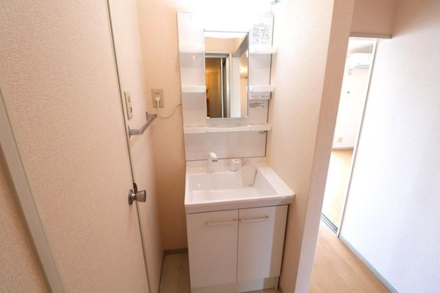 セジュールAIの独立洗面台|洗髪洗面化粧台