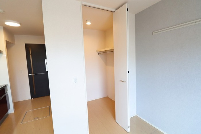 フォレスト サイトの収納|ウォークインクローゼット