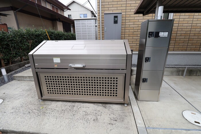 プランドールのその他共用部分|ゴミストッカー・宅配ボックス