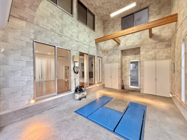 浜名区染地台2丁目のその他|ガレージがあり、車のメンテナンスも行えます！車を大切にされる方にもおすすめです！