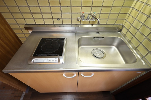 エステート24東雲のキッチン|お料理しやすいキッチンです