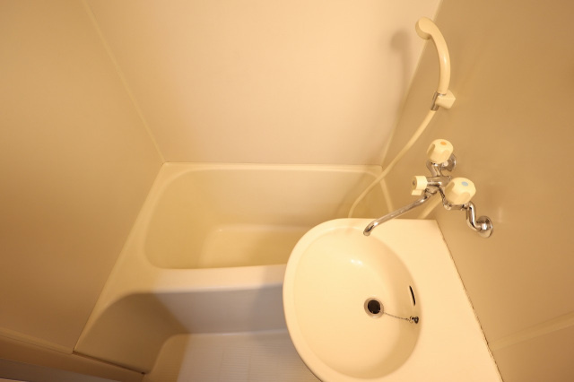 エステート24東雲の浴室|お風呂です