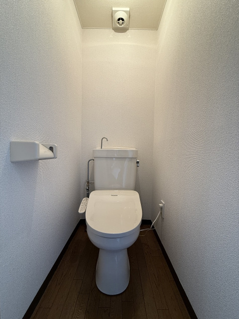 エステート24東雲のトイレ|ゆったりとした空間のトイレです