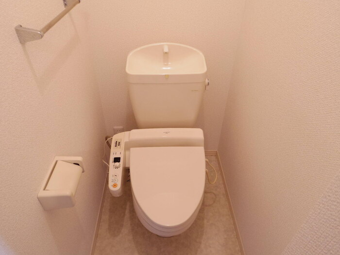 アクシス真鍋のトイレ|温水洗浄便座