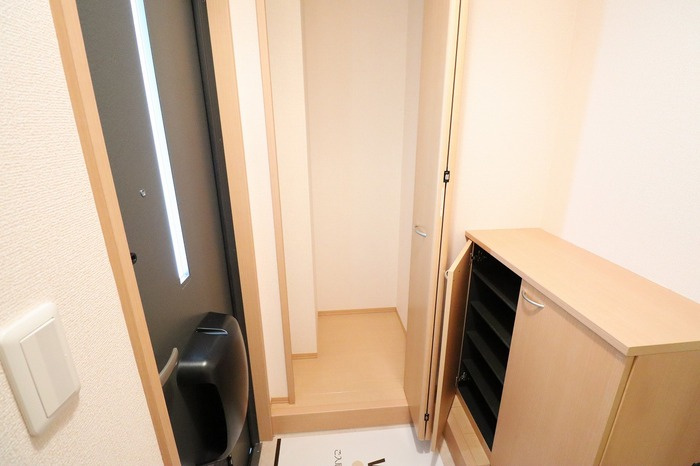 ラ・フォーレ リーヴⅡの玄関|玄関物入れ・シューズボックス