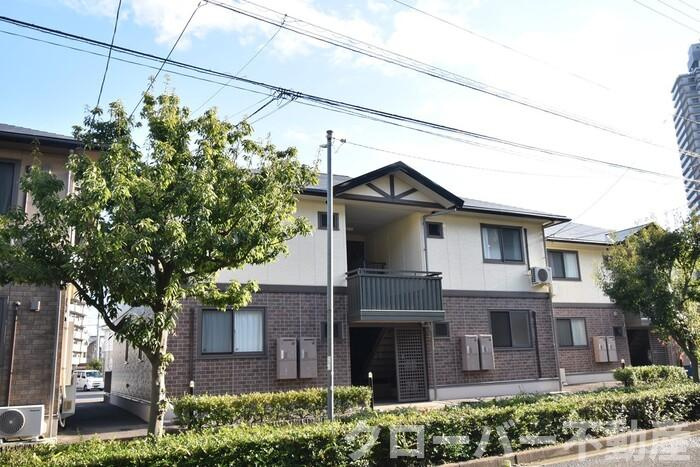 リビングタウン宇多津東 B棟の外観|建物外観