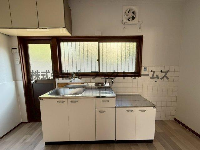 昭栄町テラスハウス　賃貸のキッチン|使いやすいキッチンです