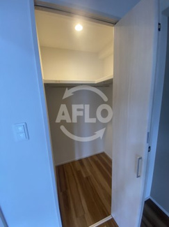 【洋室】 | スプランディッド天王寺Ⅲ | スプランディッド天王寺ⅠⅠⅠ　ウォークインクローゼット