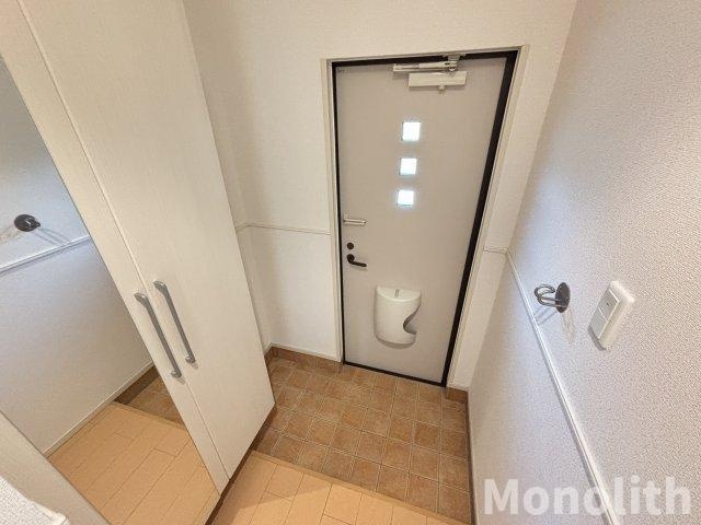 ガーデンハウスKKの玄関