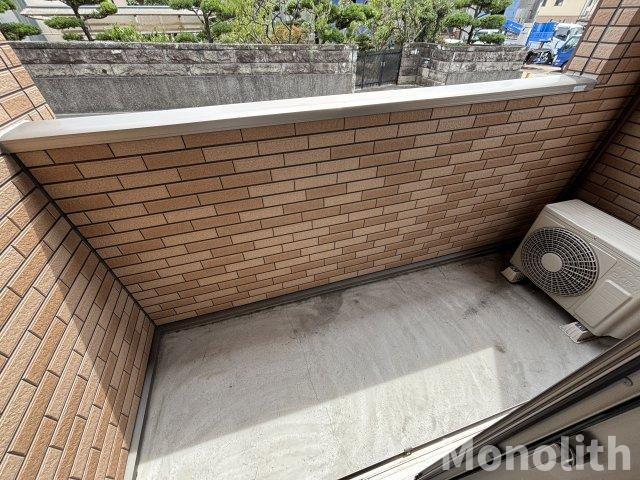 ガーデンハウスKKのバルコニー