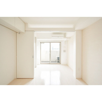 【洋室】 | SERENiTE本町reflet