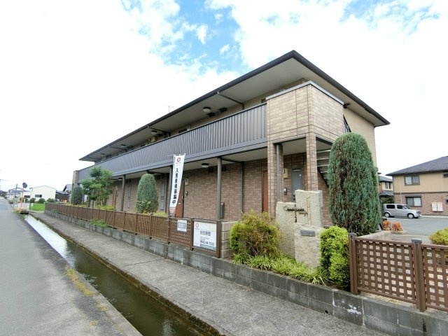 ファミリア・ガーデン　A棟