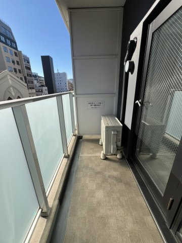 【バルコニー】