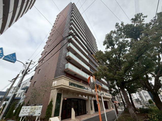 プレジオ阿波座の外観