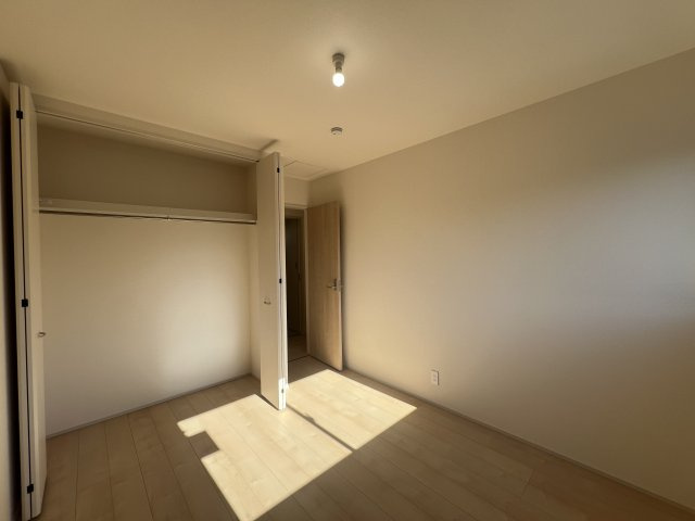 Good looking houseとはこの家のこと。【栄区桂台西1丁目】新築戸建の洋室