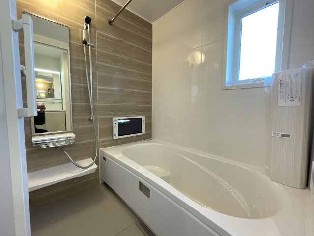 この地にこの仕様！洋瓦がなんともkawaii見た目cuteな実力派！【横浜市緑区三保町】新築戸建の浴室|日々の疲れを癒すお風呂付です